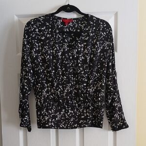 Jennifer Lopez Black and White Draped V-Neck Blouse Womens Small